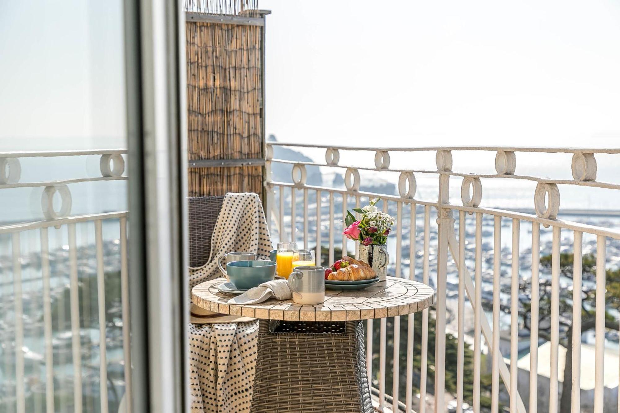 Wellswood Apartment - Sunny Apartment With Stunning Sea Views And Private Balcony Torquay Exterior photo